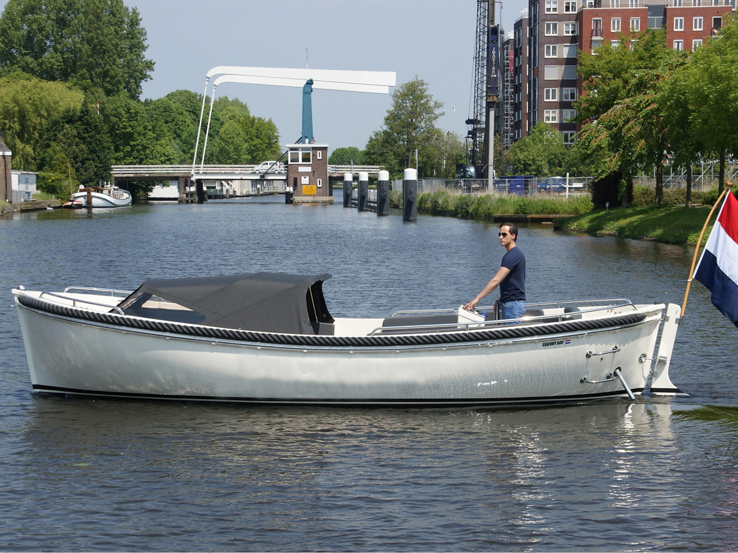Seafury 800 seafury